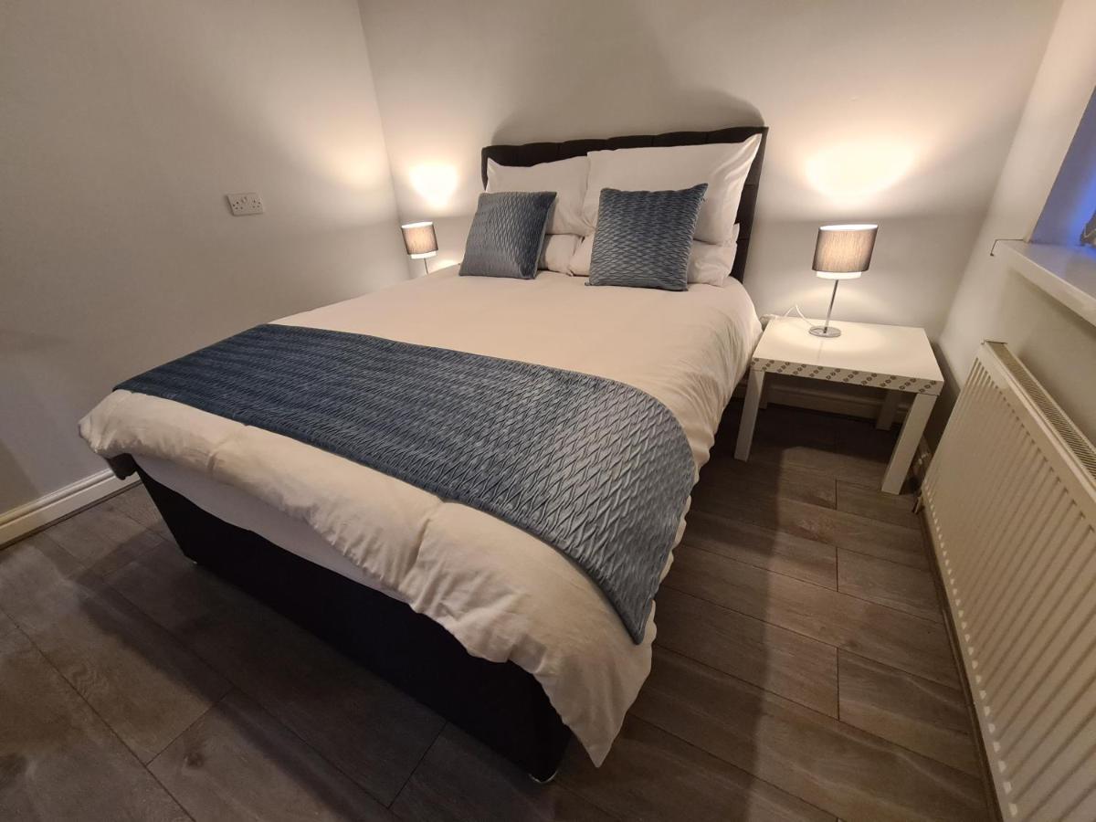 Whole House - 4 Bedrooms - Parking - Sleeps 8 Birmingam Exterior foto